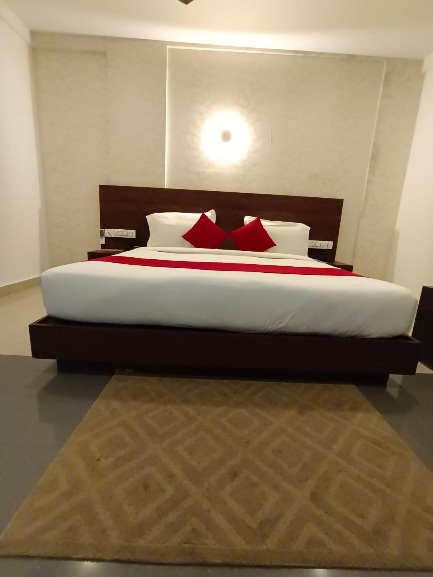 Hotel Wilton 苏丹巴特利 外观 照片