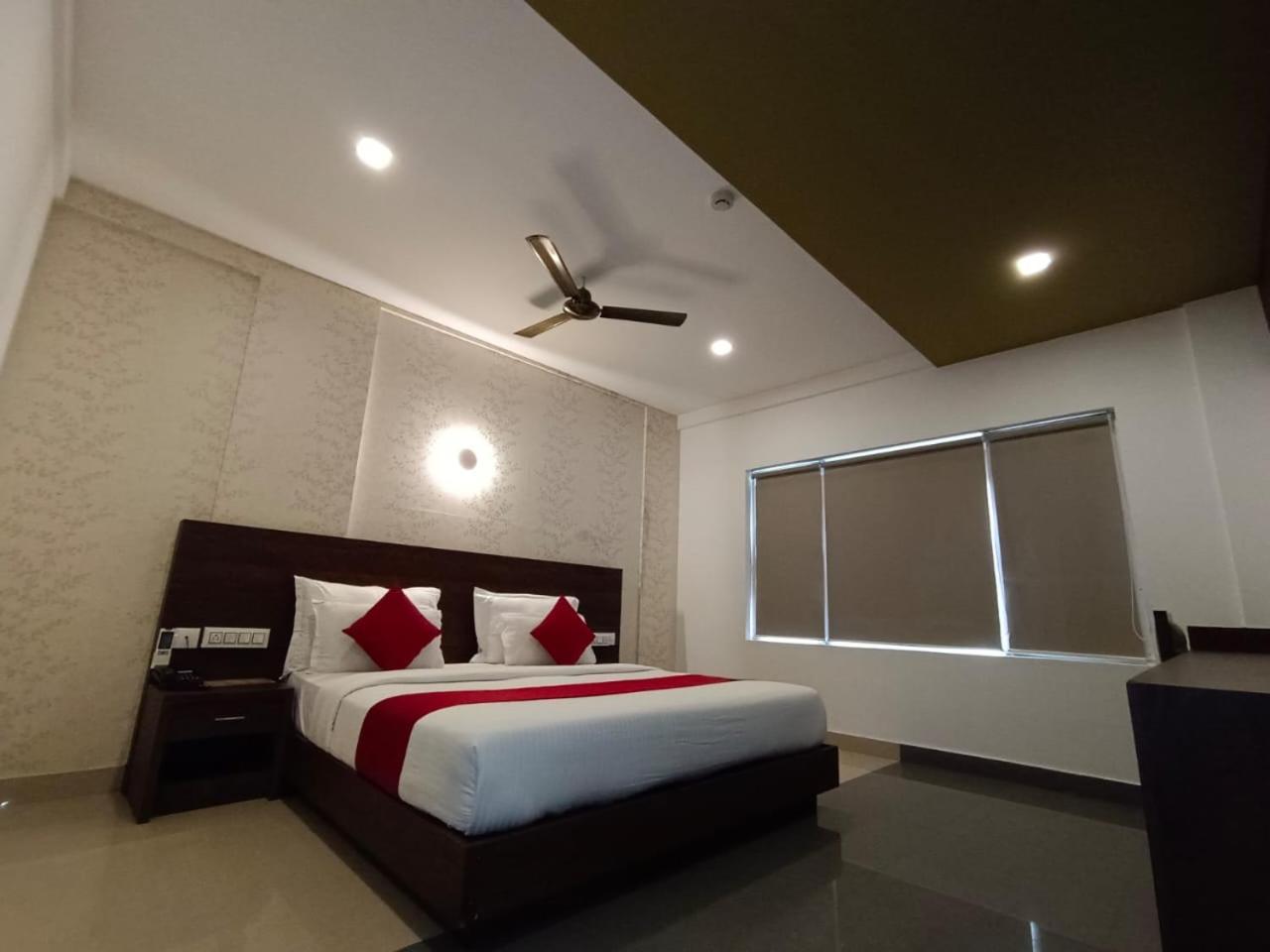 Hotel Wilton 苏丹巴特利 外观 照片